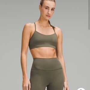 Lululemon Flow Y Bra Null *Light Support